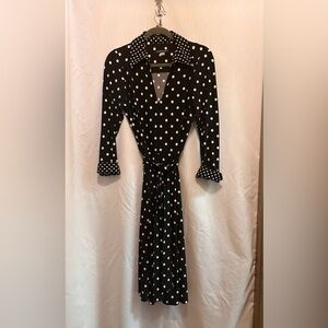 Tommy Hilfiger size 10 long sleeved dress with tie